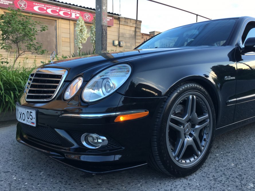 Mercedes Benz w211 2008