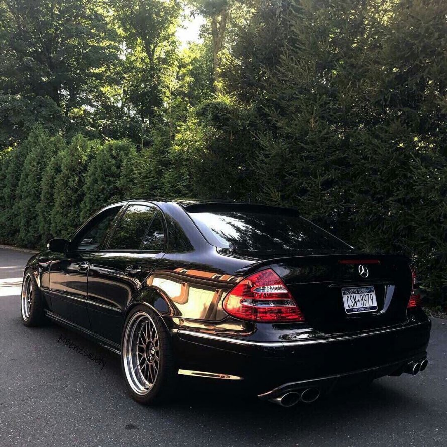 Мерседес w211 AMG 5.5