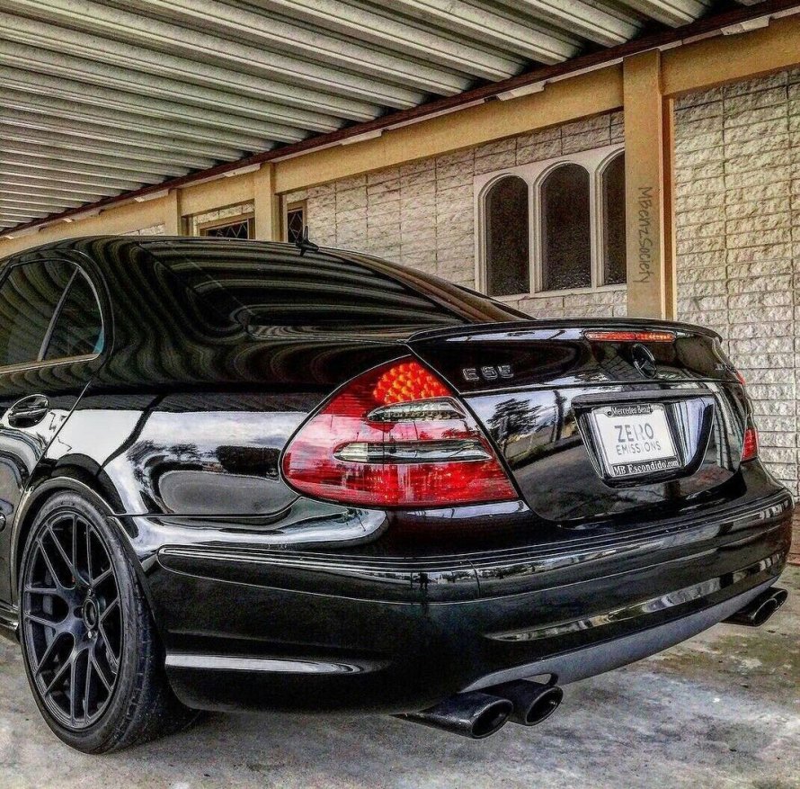 Мерседес w211 e63 AMG