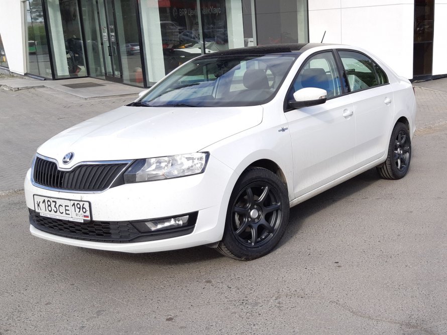 Skoda Rapid Hockey Edition