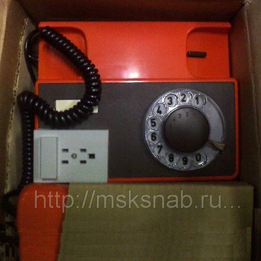 Мобильная зарядка Теслы