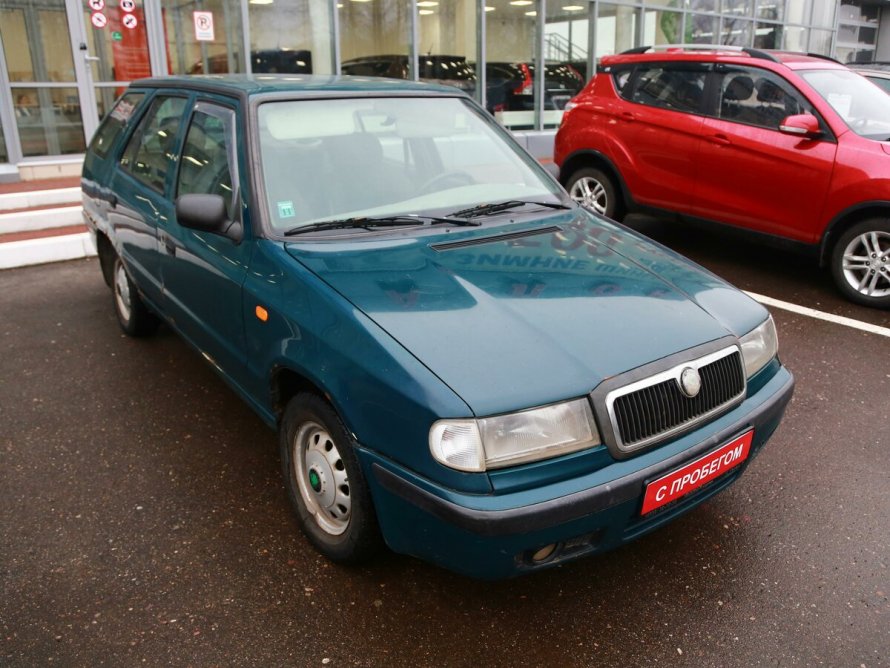 Шкода Фелиция 1998 красная