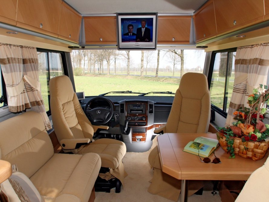 Vario Mercedes-Benz кемпер