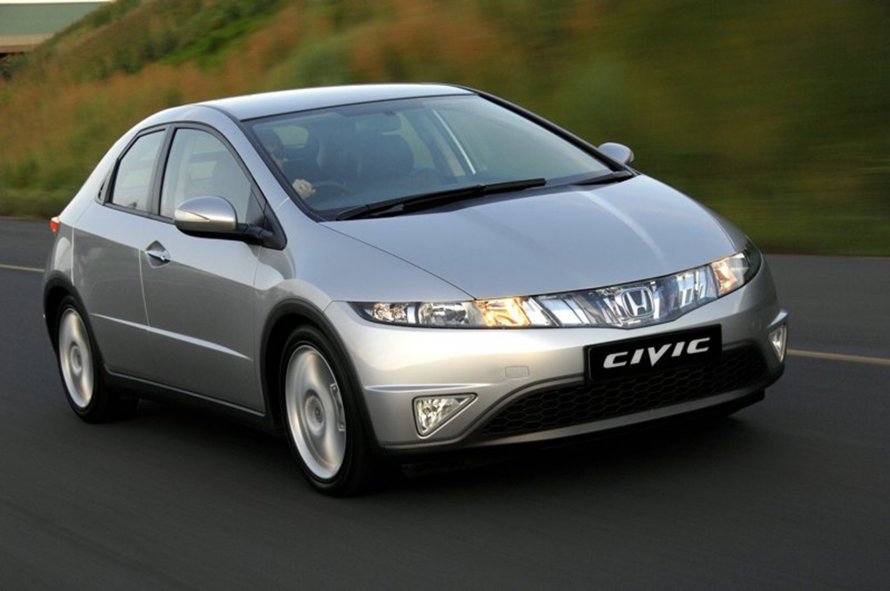 Honda Civic 2006 хэтчбек