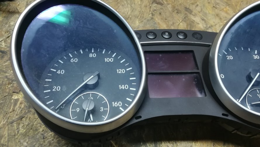 Мерседес ml350 приборка