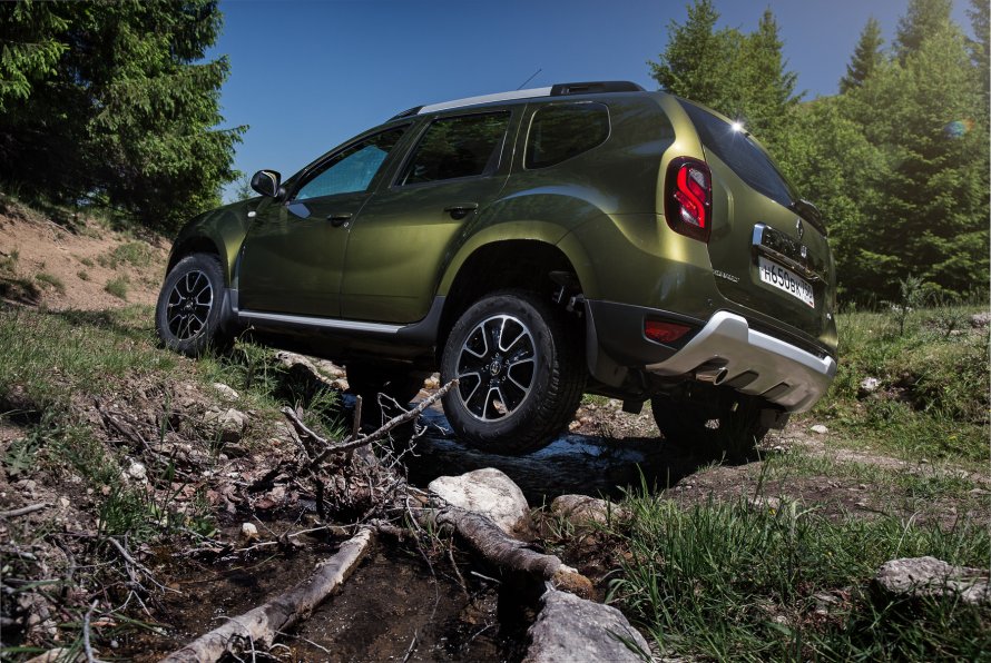 Renault Duster 2021 оранжевый