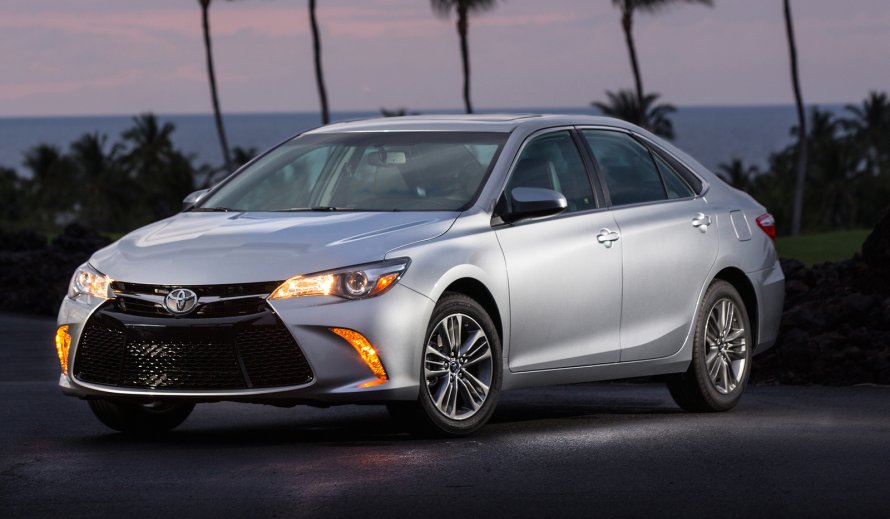 Toyota Camry 2015