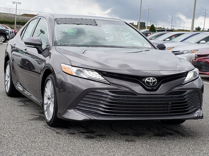 Toyota Camry 2019