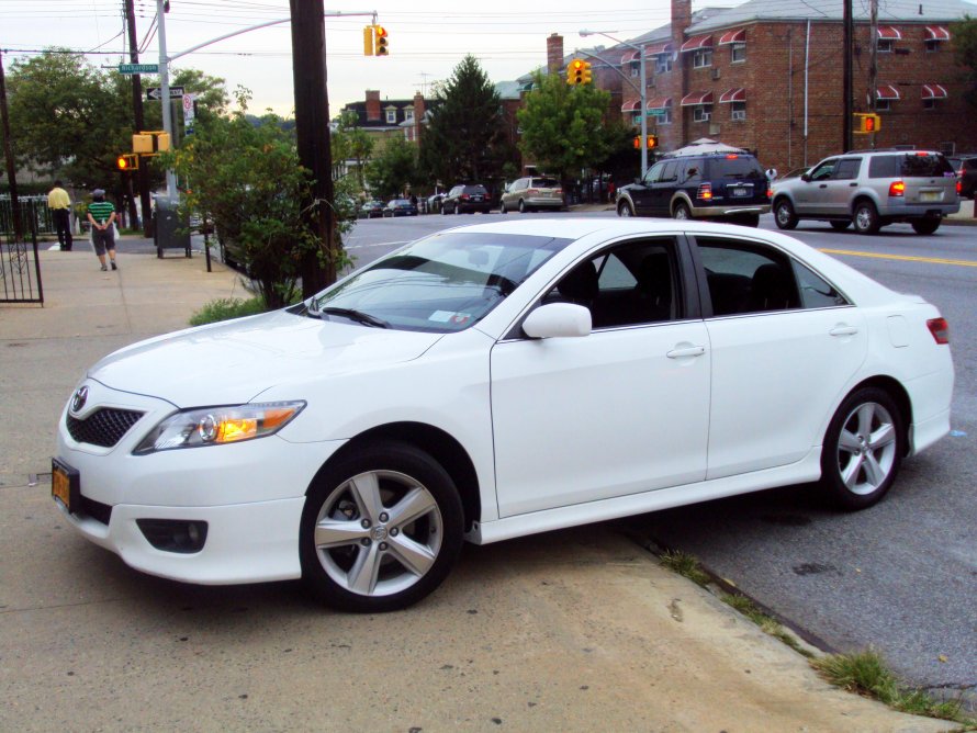 Toyota Camry 2010 2011
