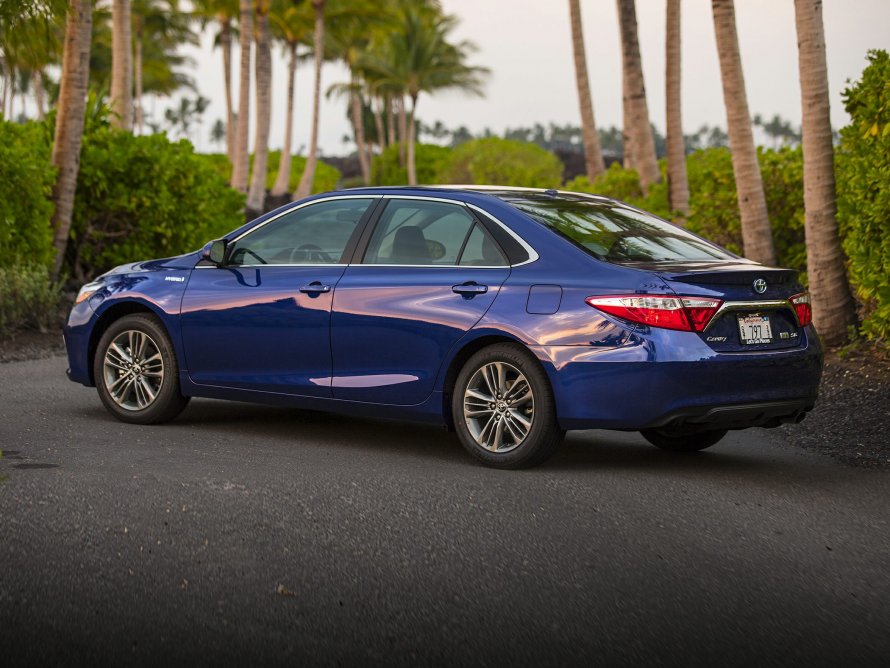 Toyota Camry 2016