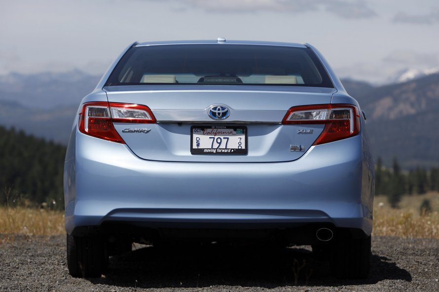 Toyota Camry Hybrid 2012 50