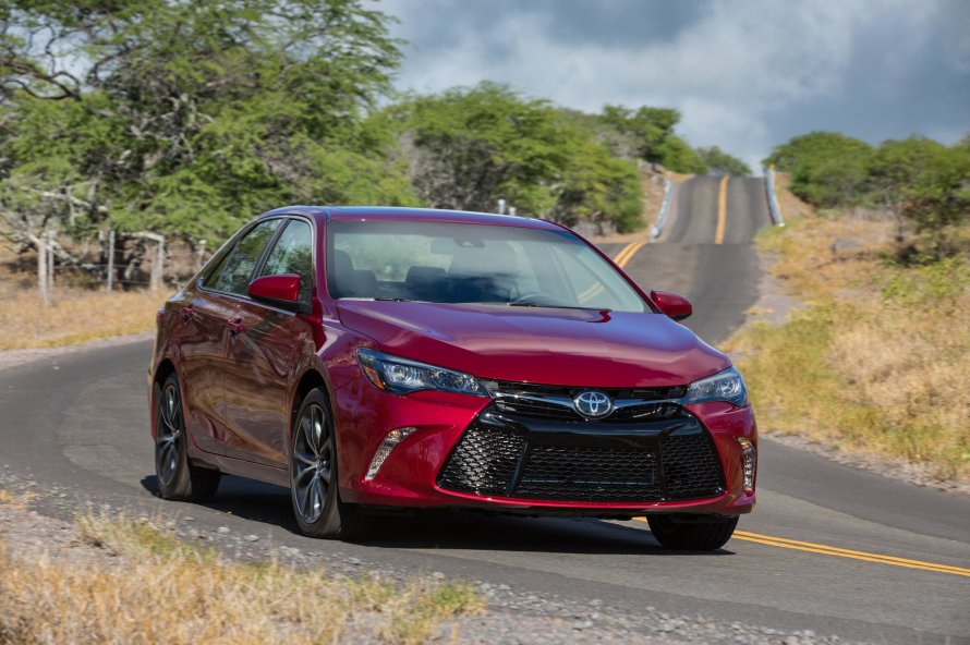 Toyota Camry 2015