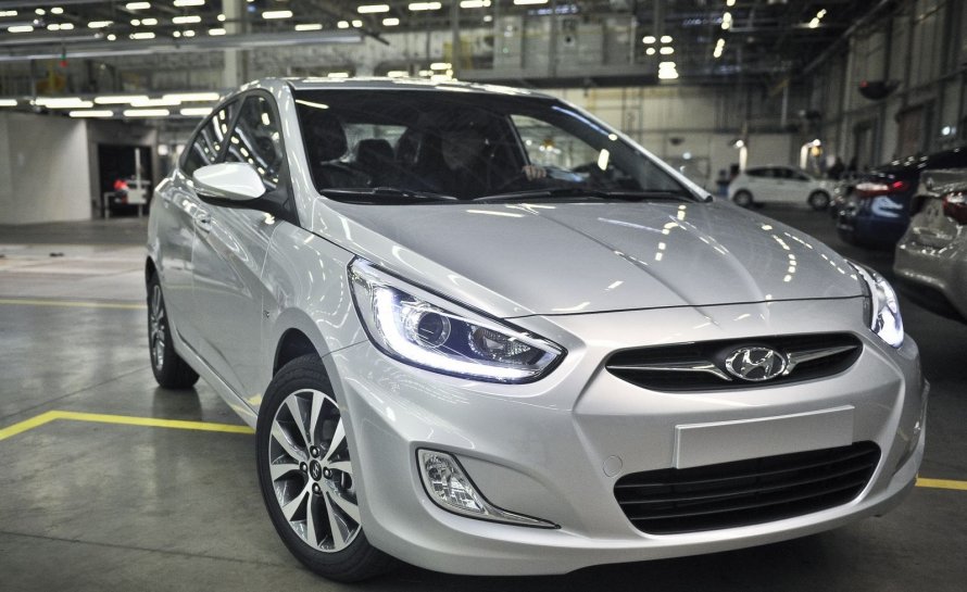 Hyundai Solaris i 2013