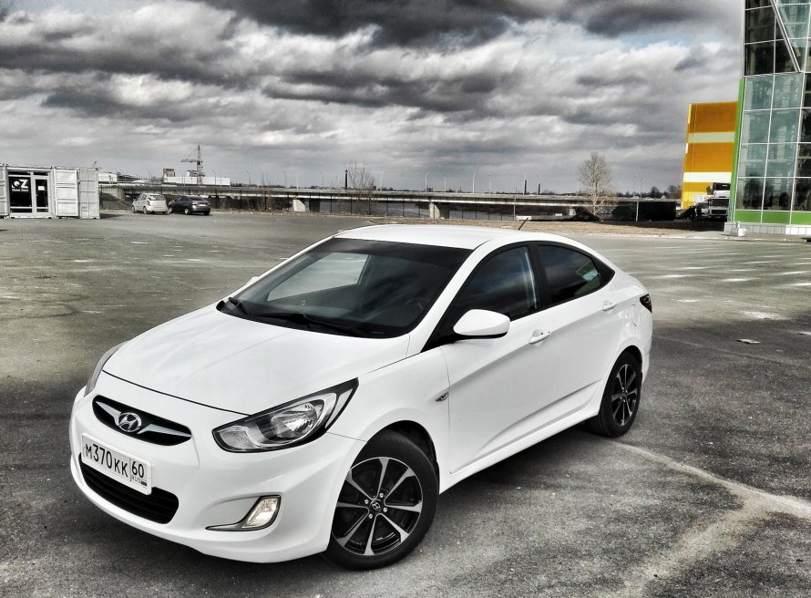 Hyundai Solaris 1.4 2012