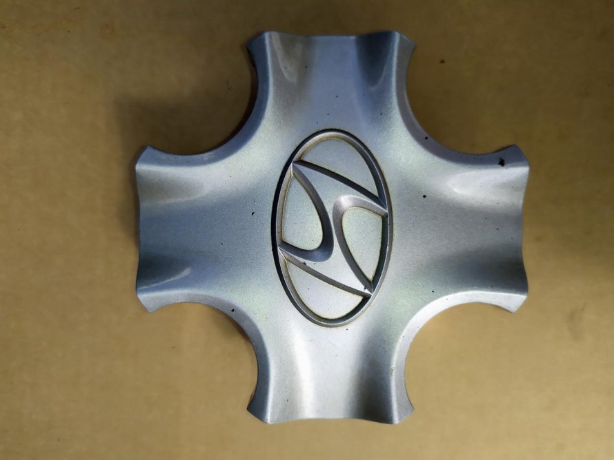 Заглушка литого диска Hyundai Solaris