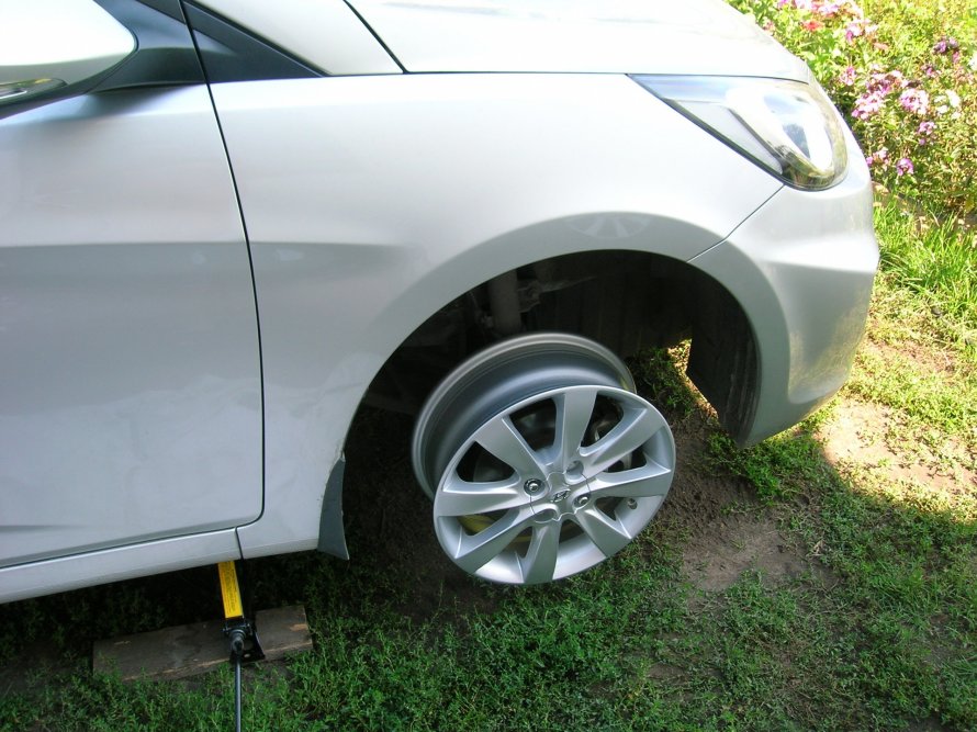 Диски Hyundai Solaris r15