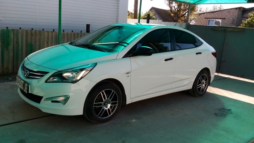 Hyundai Solaris 2015 диски