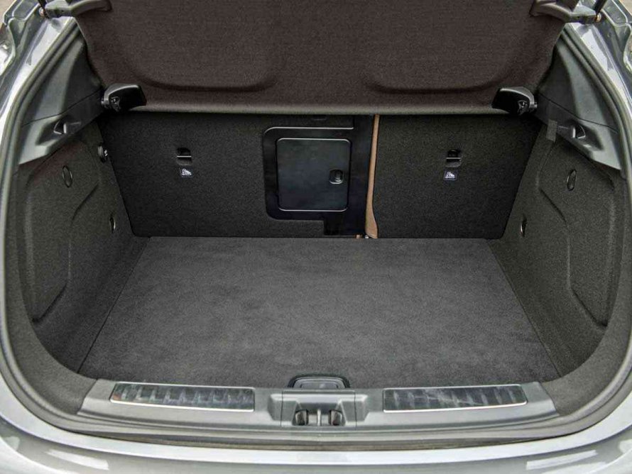 Infiniti qx30 багажник
