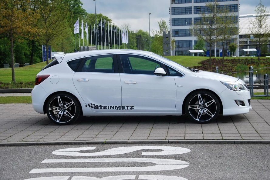 Opel Astra j Hatchback диски