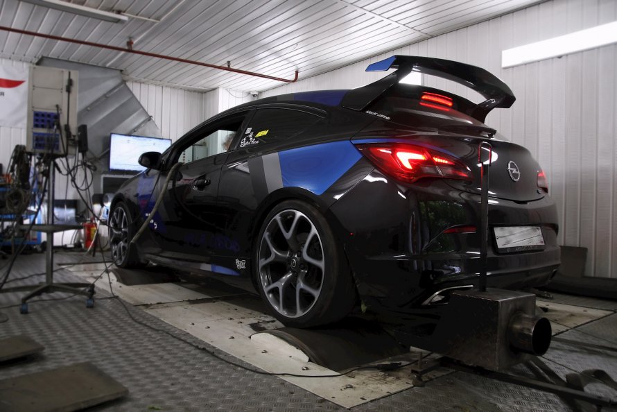 Opel Astra OPC Tuning