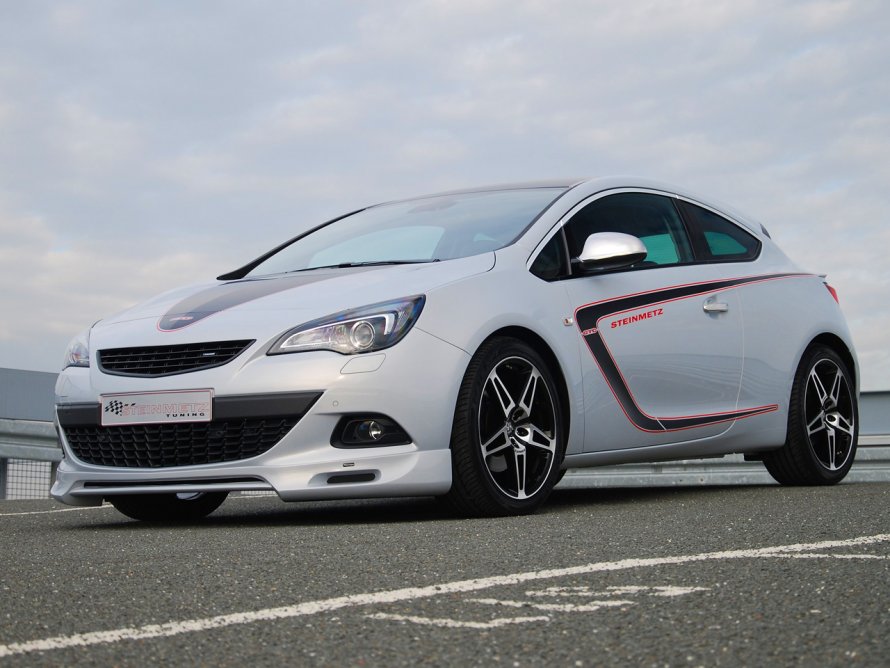 Опель Астра GTC 2011