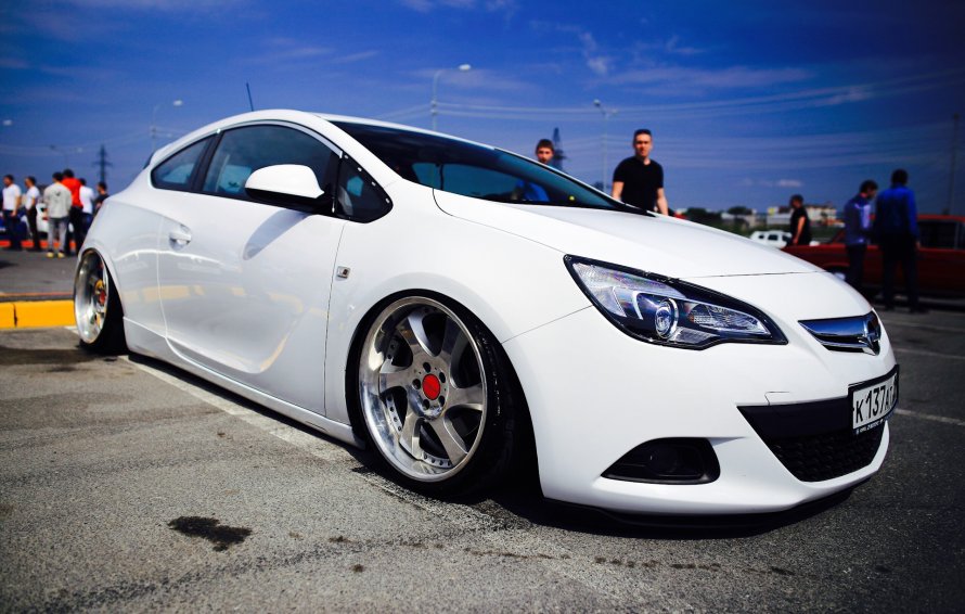 Opel Astra GTC