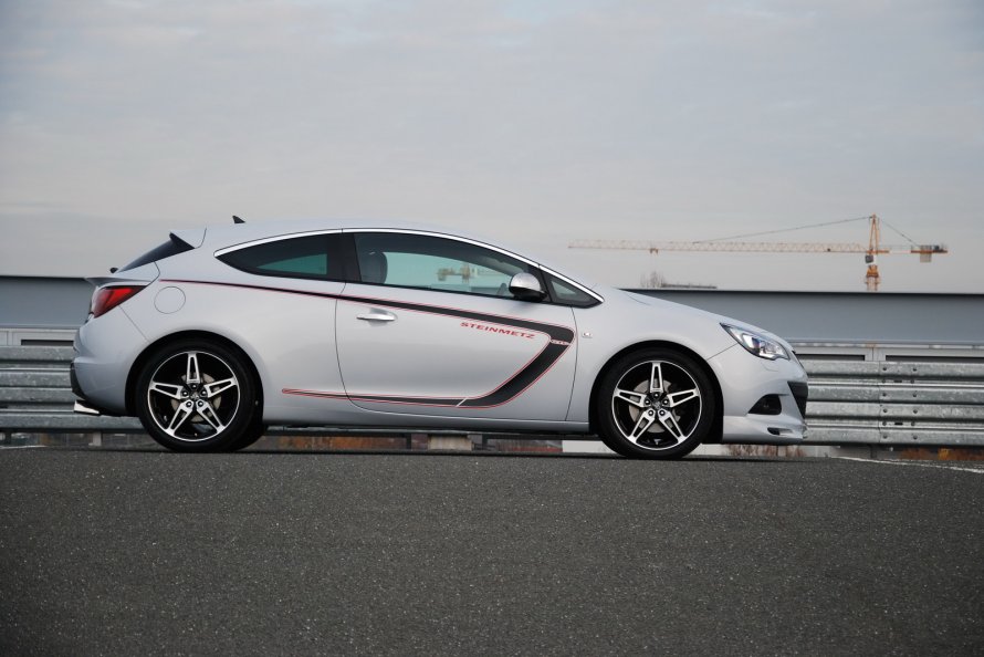 Опель Астра GTC 2019