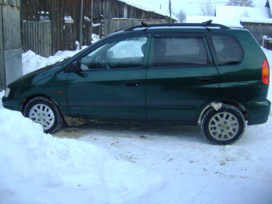 Mitsubishi Space Star 1999 г