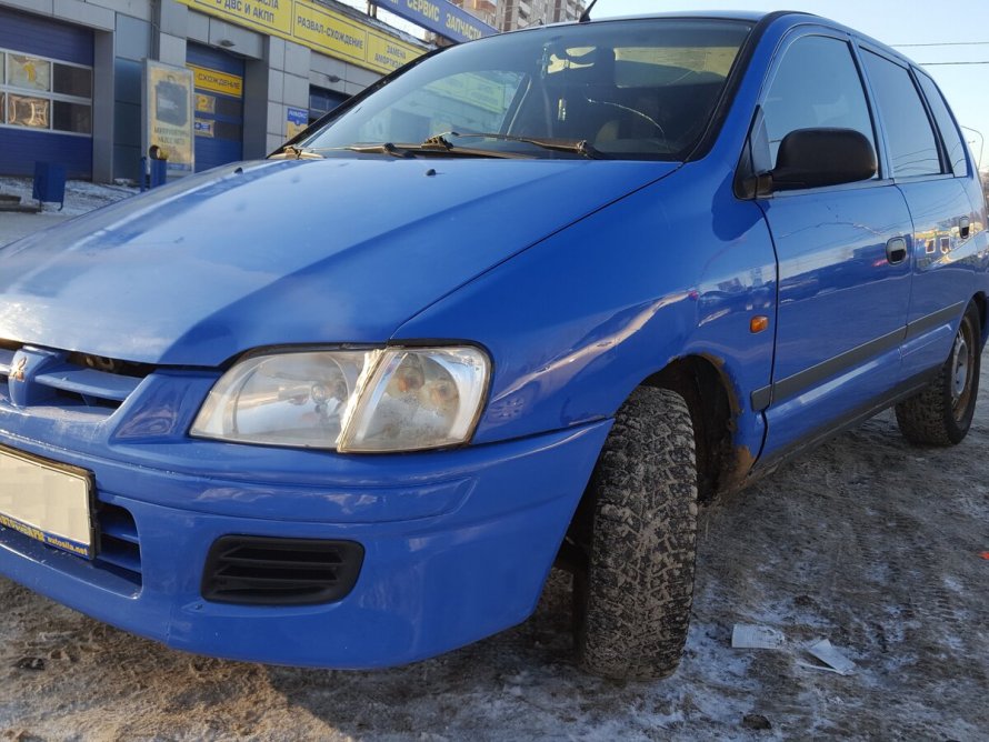Mitsubishi Space Star 2021 красный
