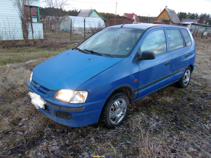 Mitsubishi Space Star 1999