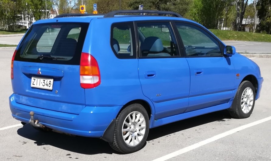 Mitsubishi Space Star 1999