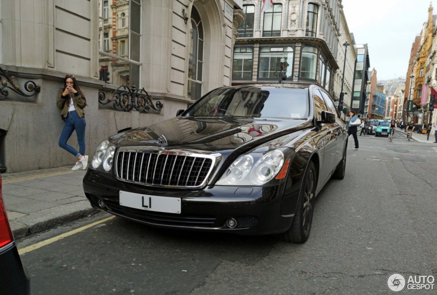 Значок Майбаха s600