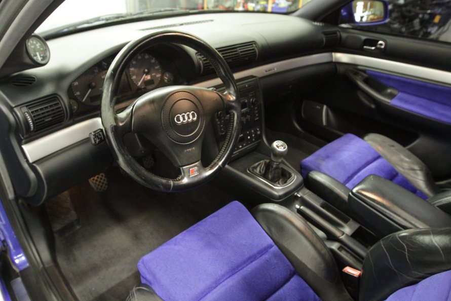Audi s4 b5 салон