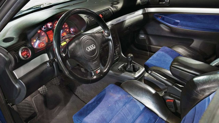 Audi s4 b5 салон