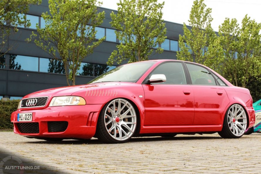Audi a4 b5 r18