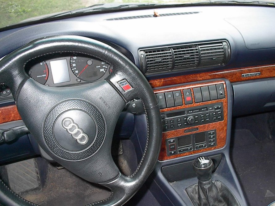 Audi a4 1995 салон