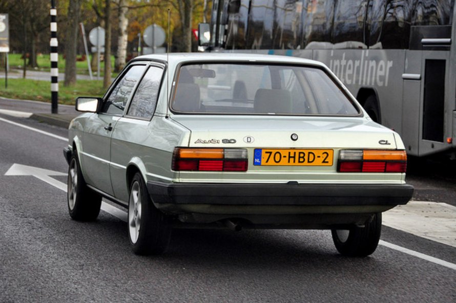 Ауди 80 б2 седан