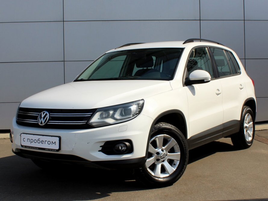 Volkswagen Tiguan черный 2013