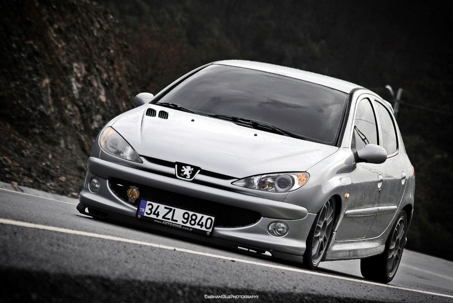 Peugeot 206 Tuning White