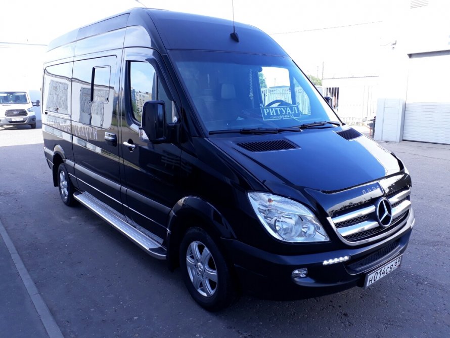 Mercedes Benz r class катафалк