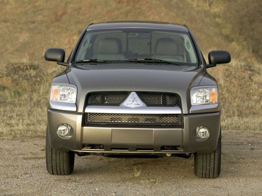 Mitsubishi Raider 2006