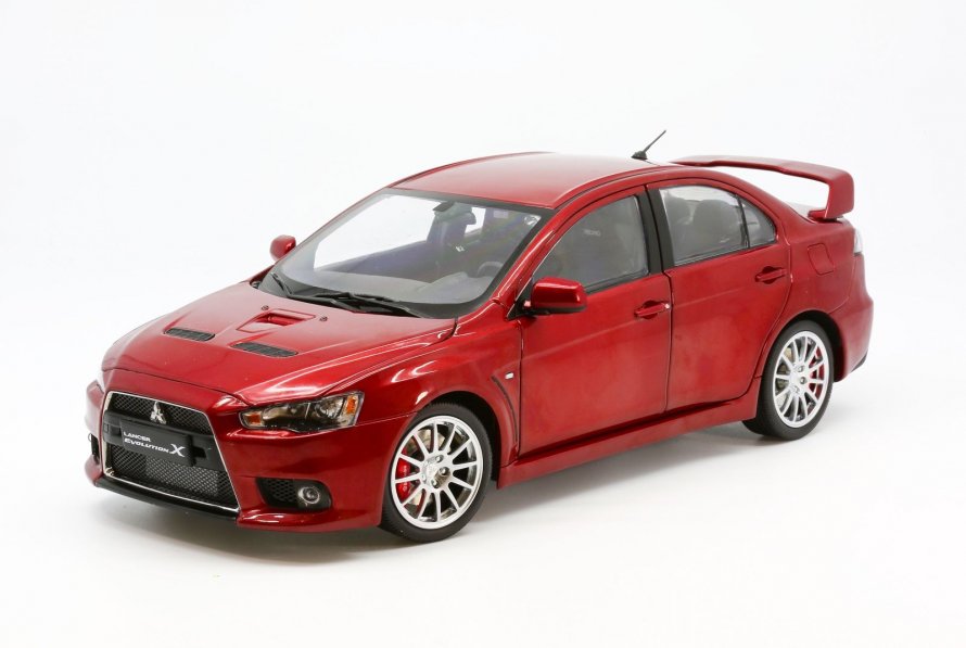 Mitsubishi Lancer Evolution x 10 1:18