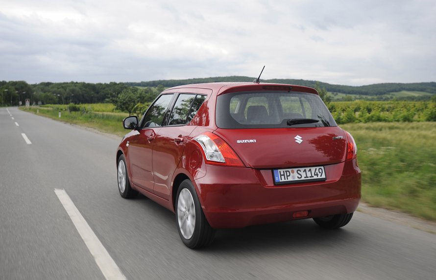 Suzuki 2011