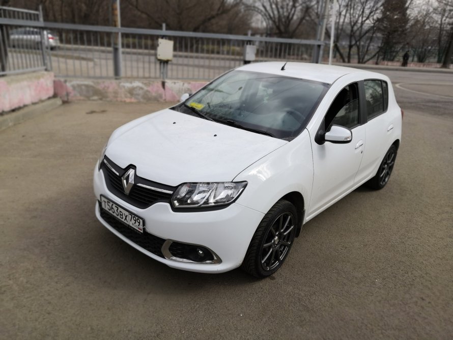 Renault Sandero Stepway 2020 белый