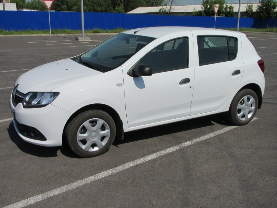 Renault Sandero 2014 белый