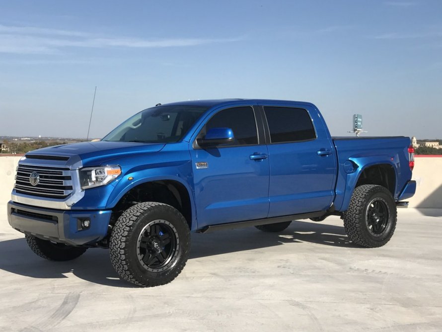 Toyota Tundra II Рестайлинг CREWMAX