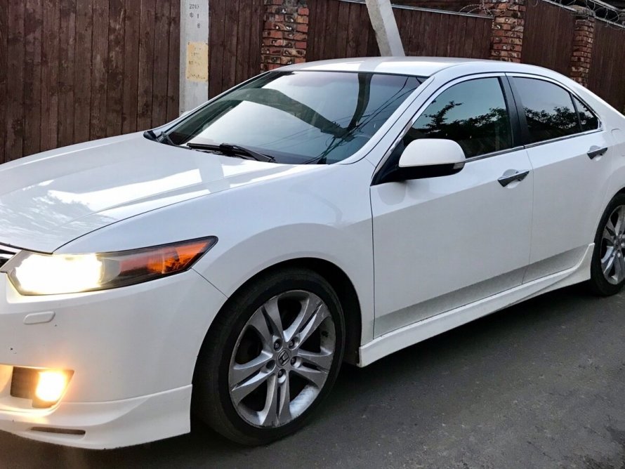 Honda Accord 2008 2.4 белый