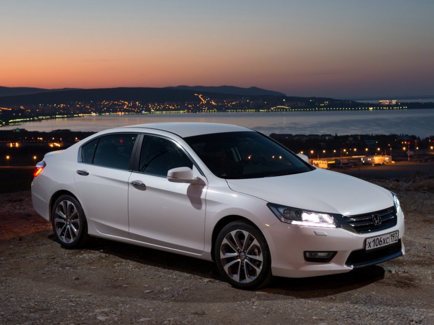 Honda Accord 8 2013