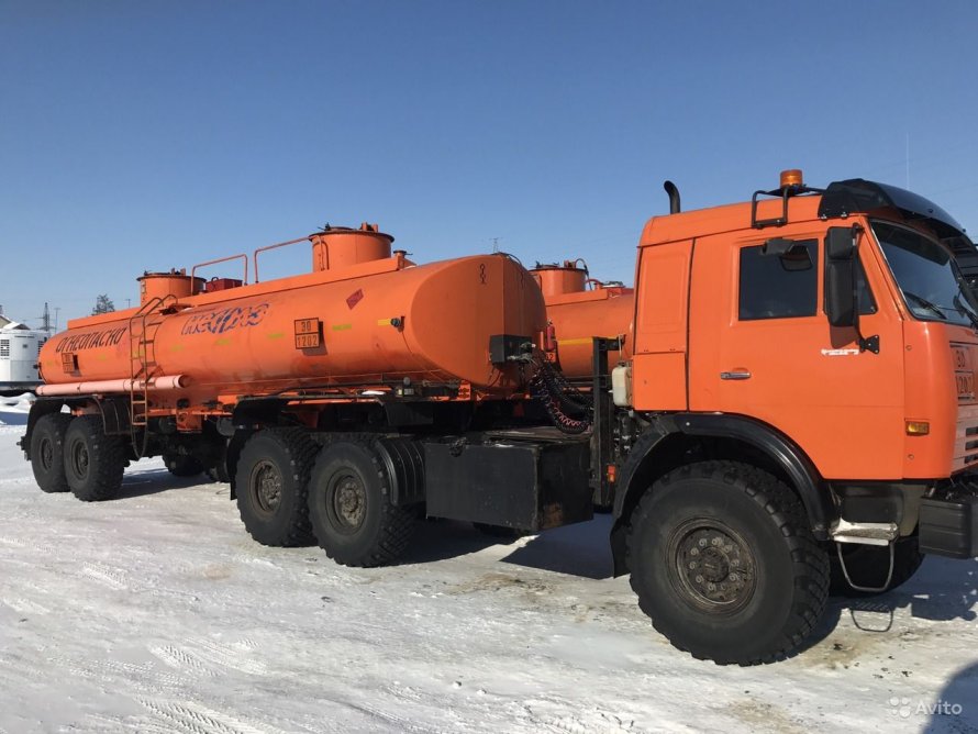 КАМАЗ 44108 бензовоз