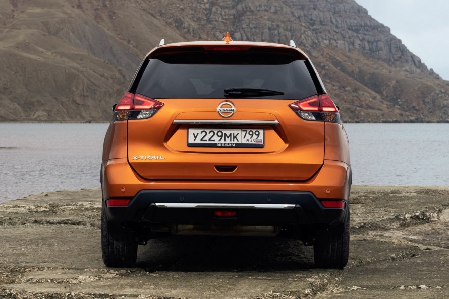 Nissan x-Trail 2021 оранжевый